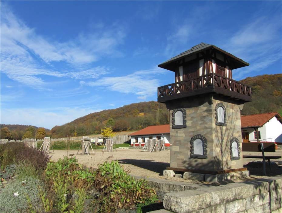 Ferienwohnung Neli Am Rhein Rheinbrohl Bagian luar foto