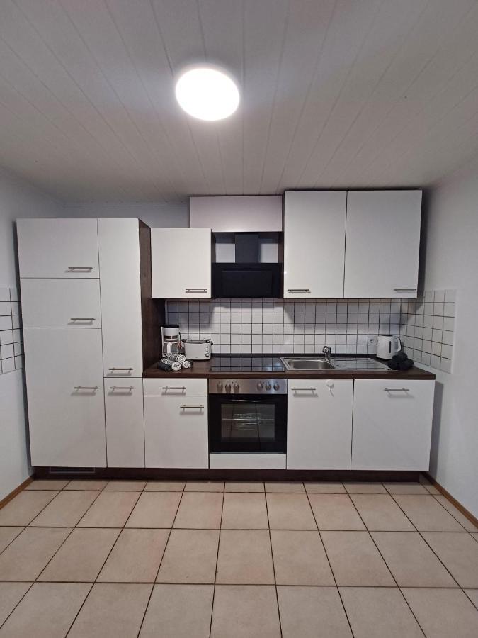 Ferienwohnung Neli Am Rhein Rheinbrohl Bagian luar foto
