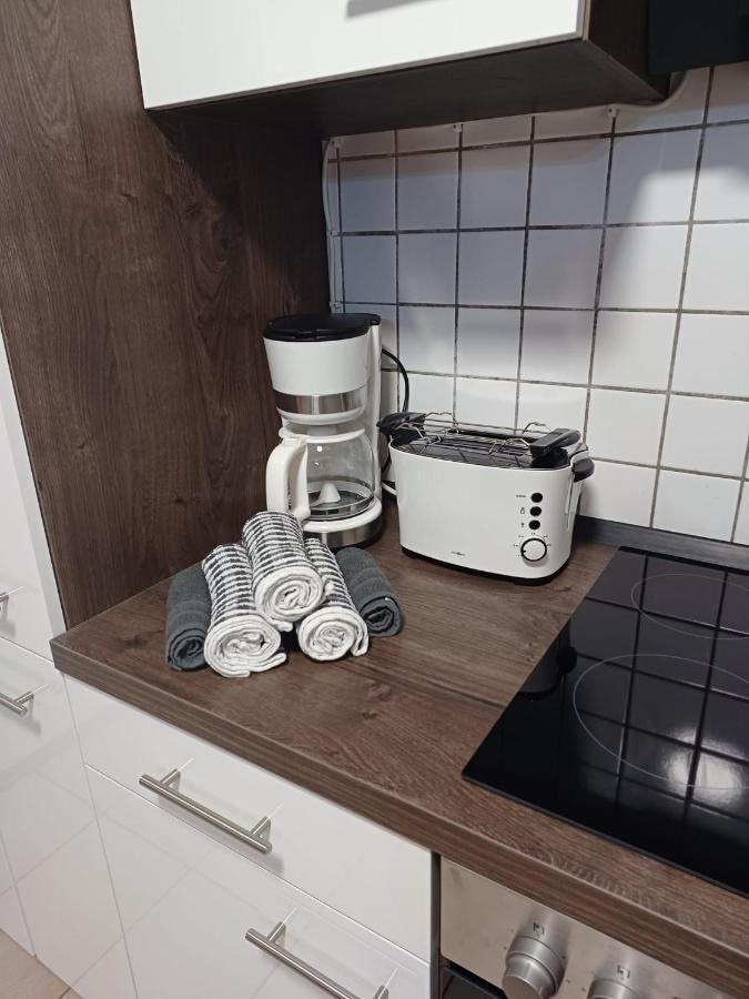 Ferienwohnung Neli Am Rhein Rheinbrohl Bagian luar foto